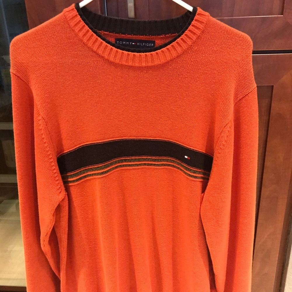 Men’s Tommy Hilfiger sweater in New condition.